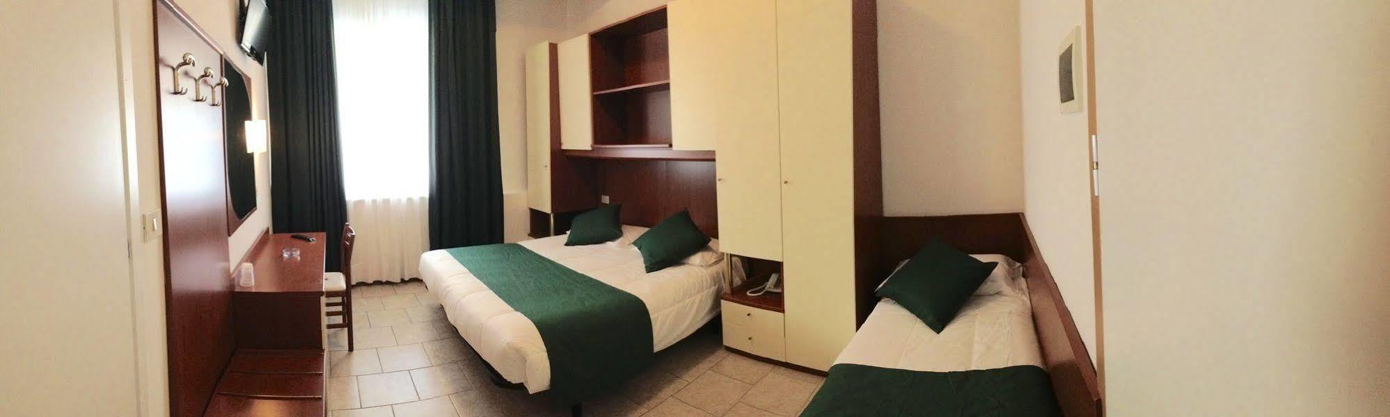 Hotel Austria Caorle Eksteriør billede