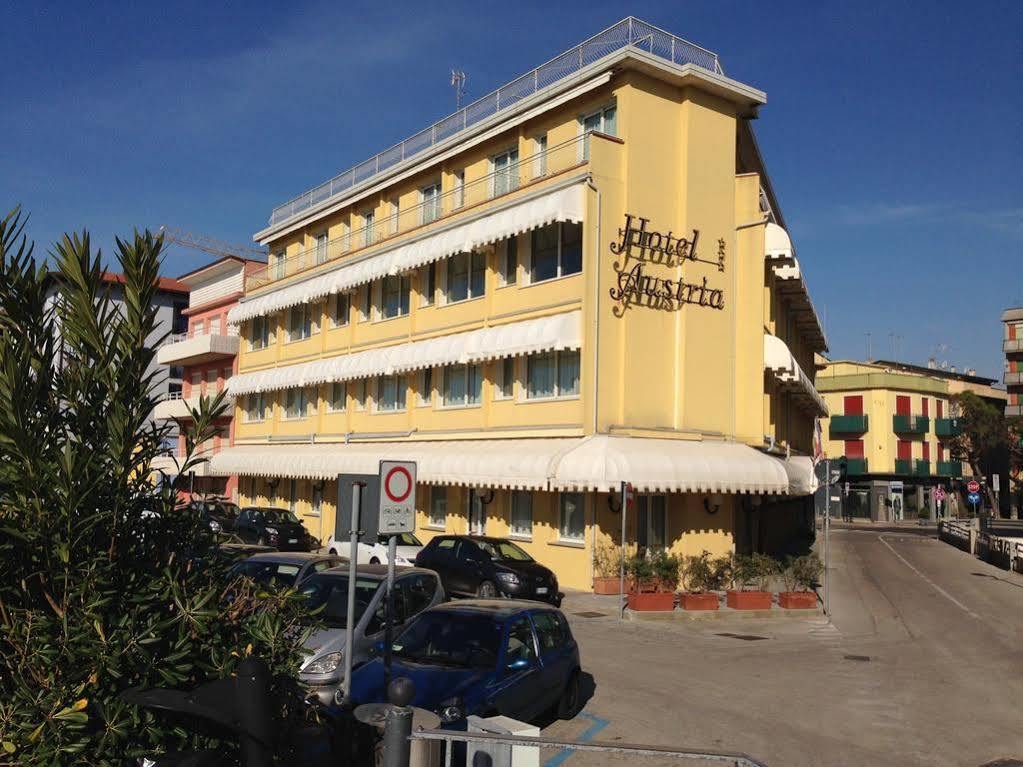 Hotel Austria Caorle Eksteriør billede