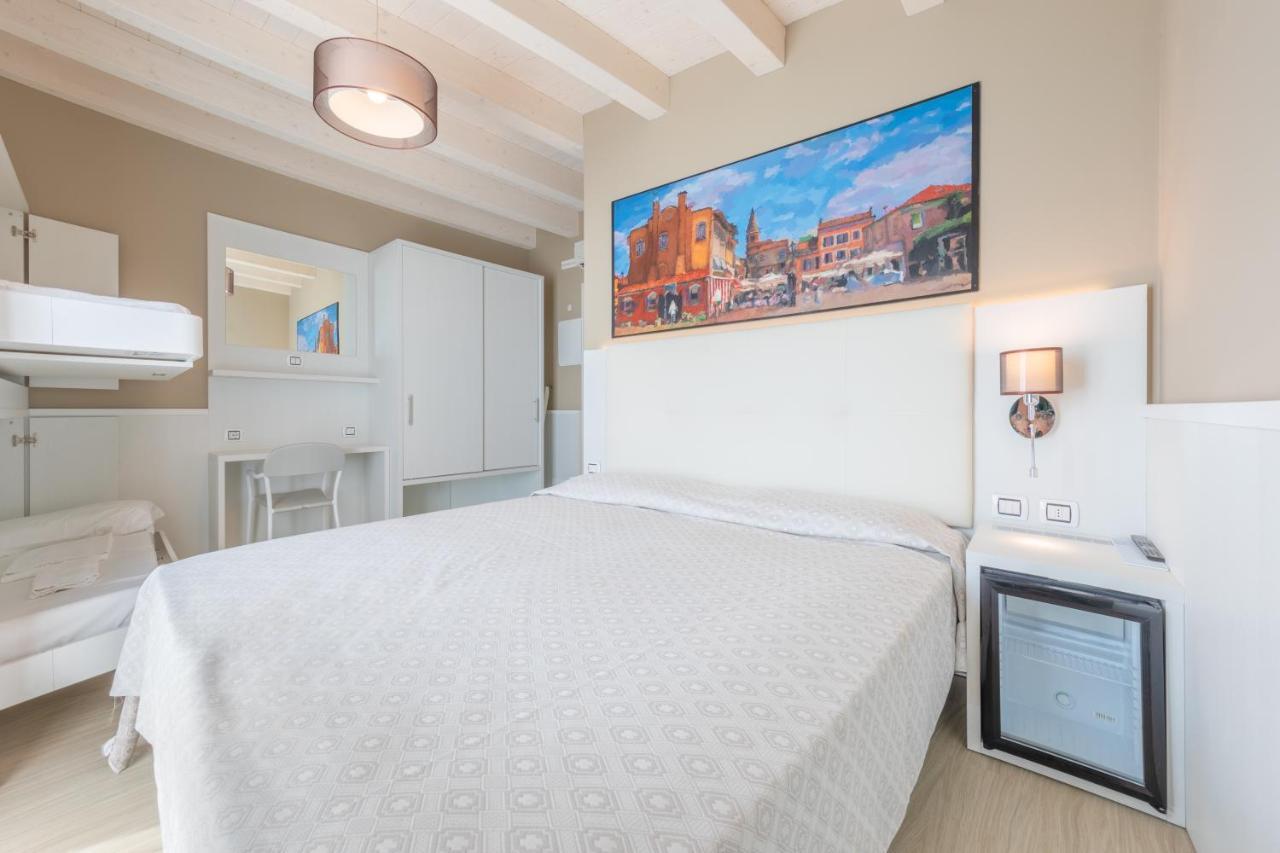 Hotel Austria Caorle Eksteriør billede