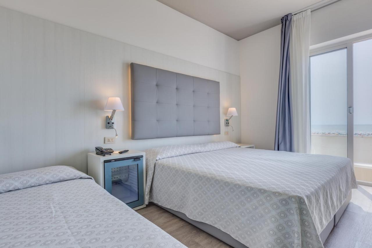 Hotel Austria Caorle Eksteriør billede