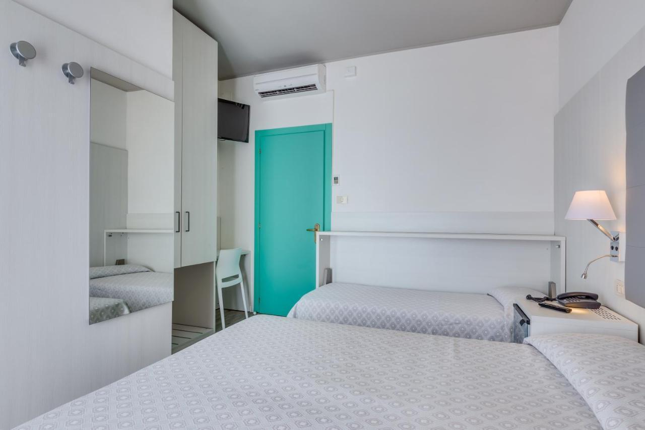 Hotel Austria Caorle Eksteriør billede